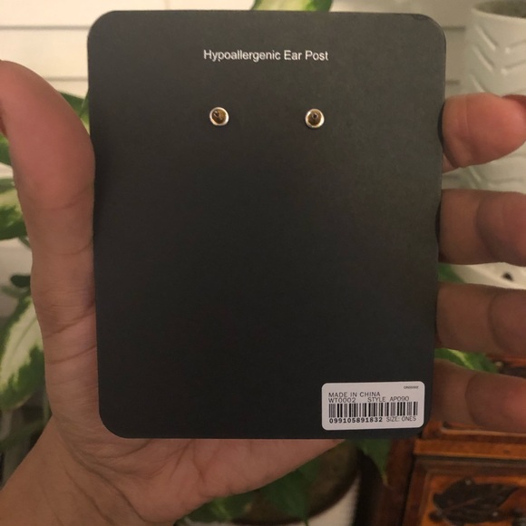 NWT J Crew earrings - Picture 3 of 3